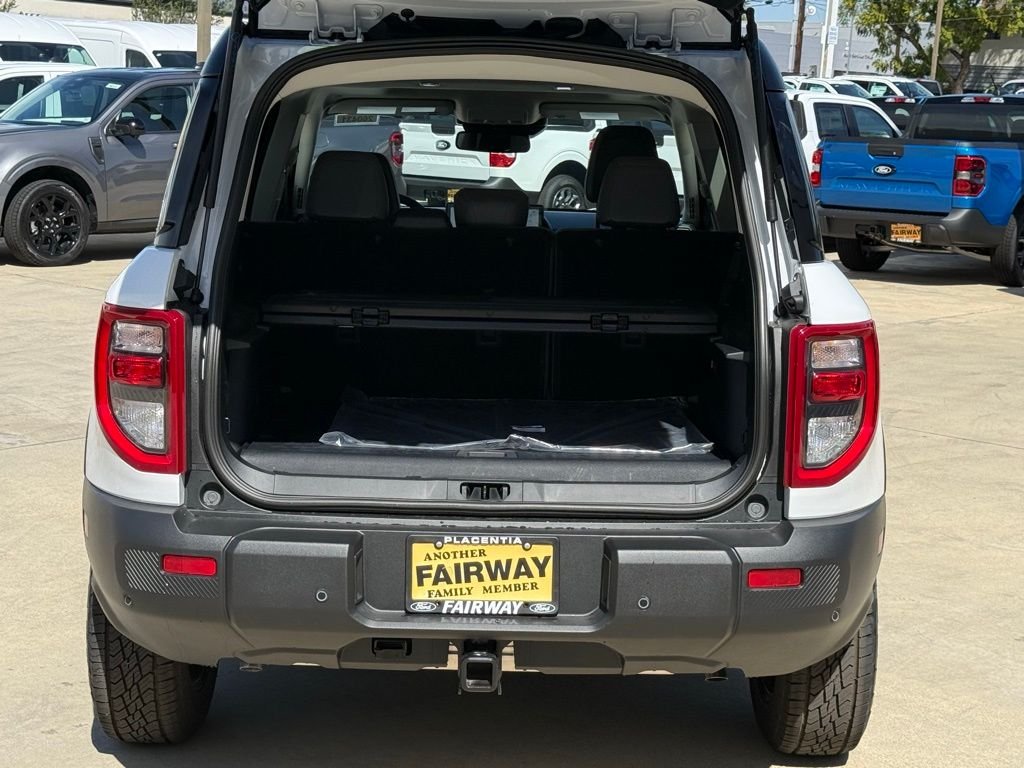 New 2026 Oxford White Ford Badlands® image 13