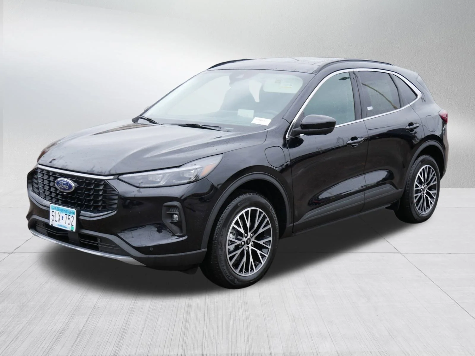 New 2025 Agate Black Metallic Ford PHEV image 3