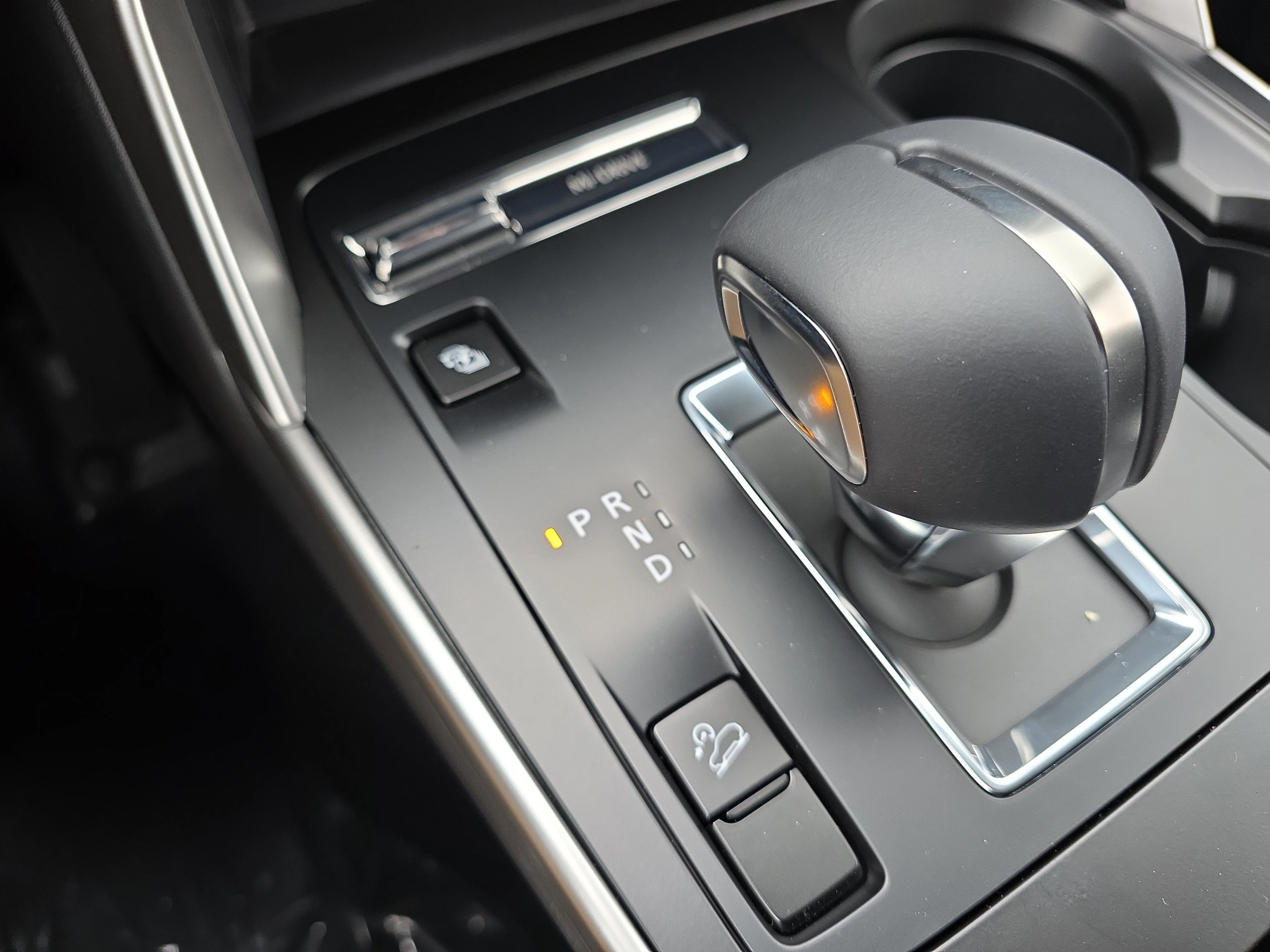 New 2026 Zircon Sand Metallic Mazda SC AWD image 26