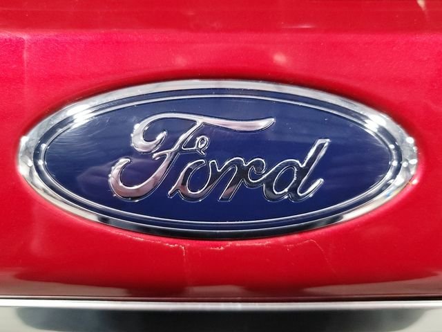 Used 2022 Red Metallic Ford Platinum image 34