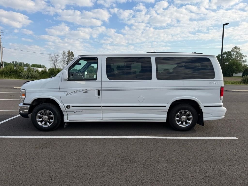 Used 2014  Ford RV image 9