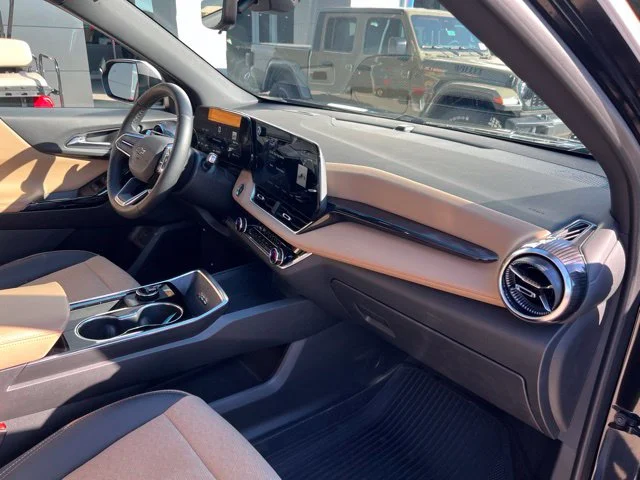 Used 2025 Black Chevrolet ACTIV image 27
