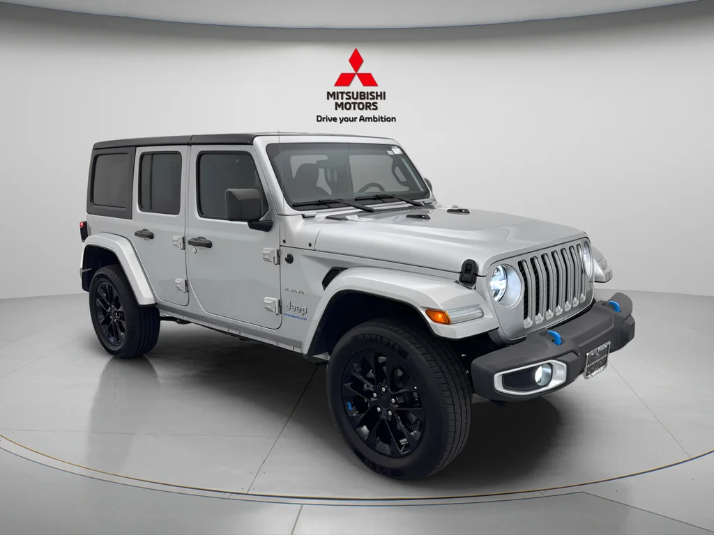 Used 2023 Silver Jeep Sahara 4xe image 3