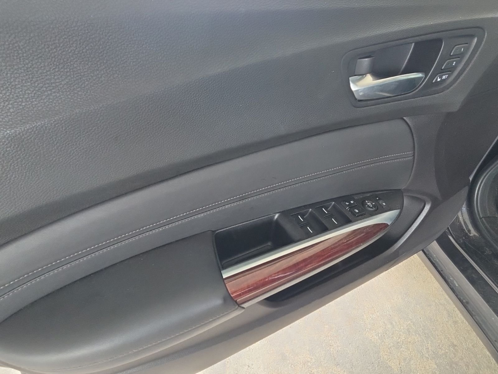 Used 2015 Gray Acura 3.5L V6 image 17