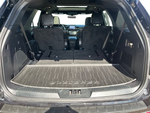 Used 2022 Black Ford ST image 38