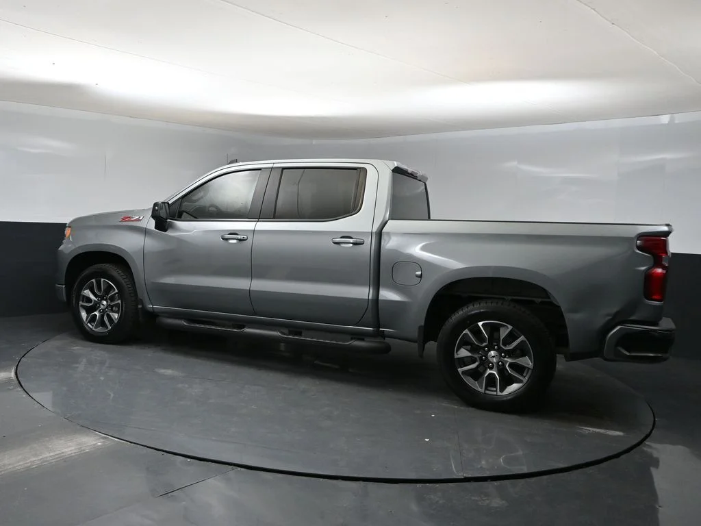 Used 2024 Gray Chevrolet RST image 4