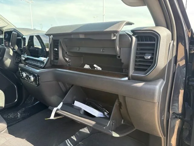 Used 2022 Titanium Rush Metallic GMC Elevation image 54