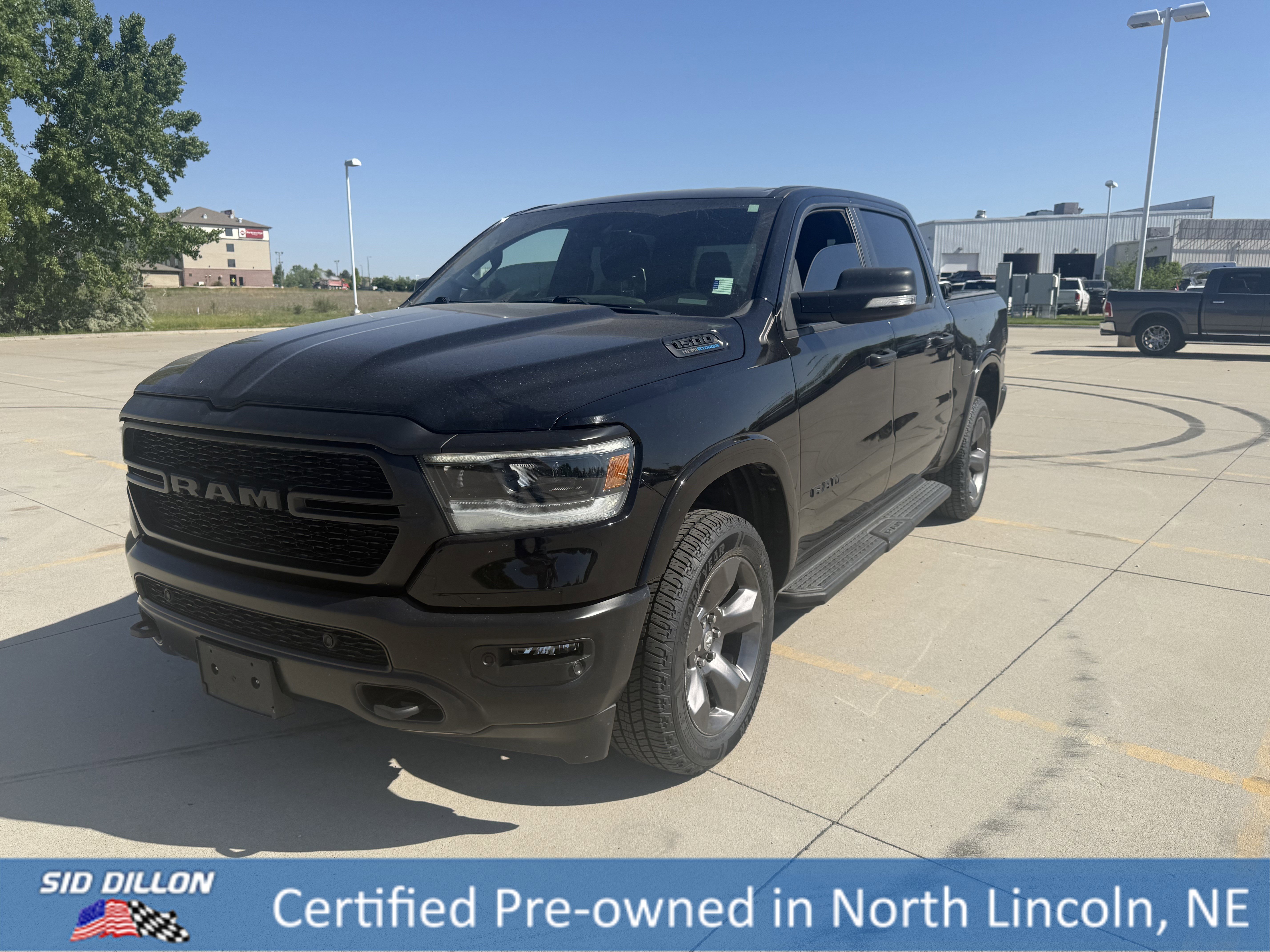 2022 RAM 1500 Big Horn/Lone Star 4x4 Crew Cab 5'7's photo