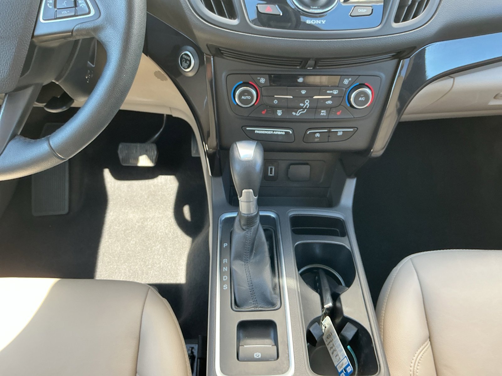 Used 2017 Brown Ford Titanium image 11