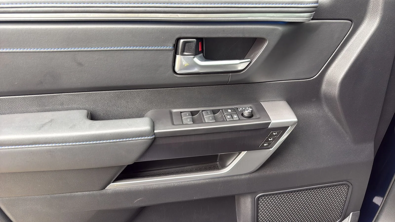 Used 2023 Blue Toyota Platinum image 10
