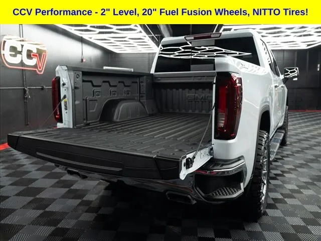 New 2026 Glacier White Tricoat GMC SLT image 12