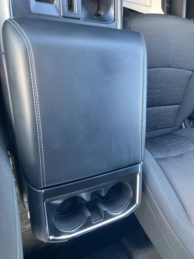 New 2026 Agate Black Metallic Ford XLT image 32