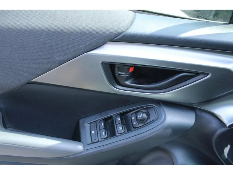 Used 2024  Subaru  image 9