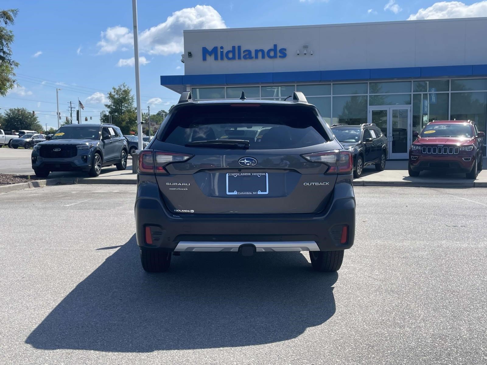 Used 2022 Magnetite Gray Metallic Subaru Limited image 5