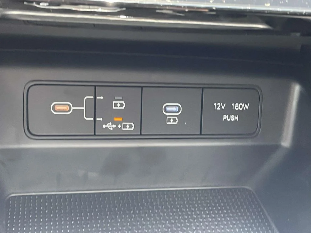 New 2026 White Hyundai SEL image 29