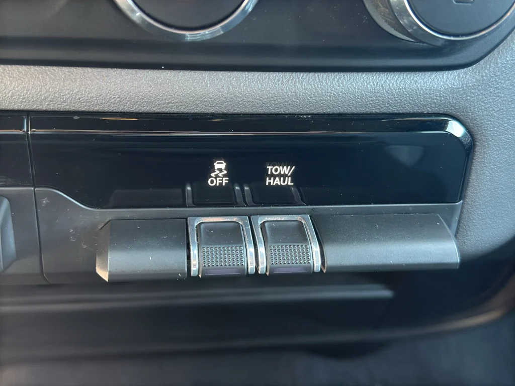 Used 2024 Black Ram Big Horn image 23