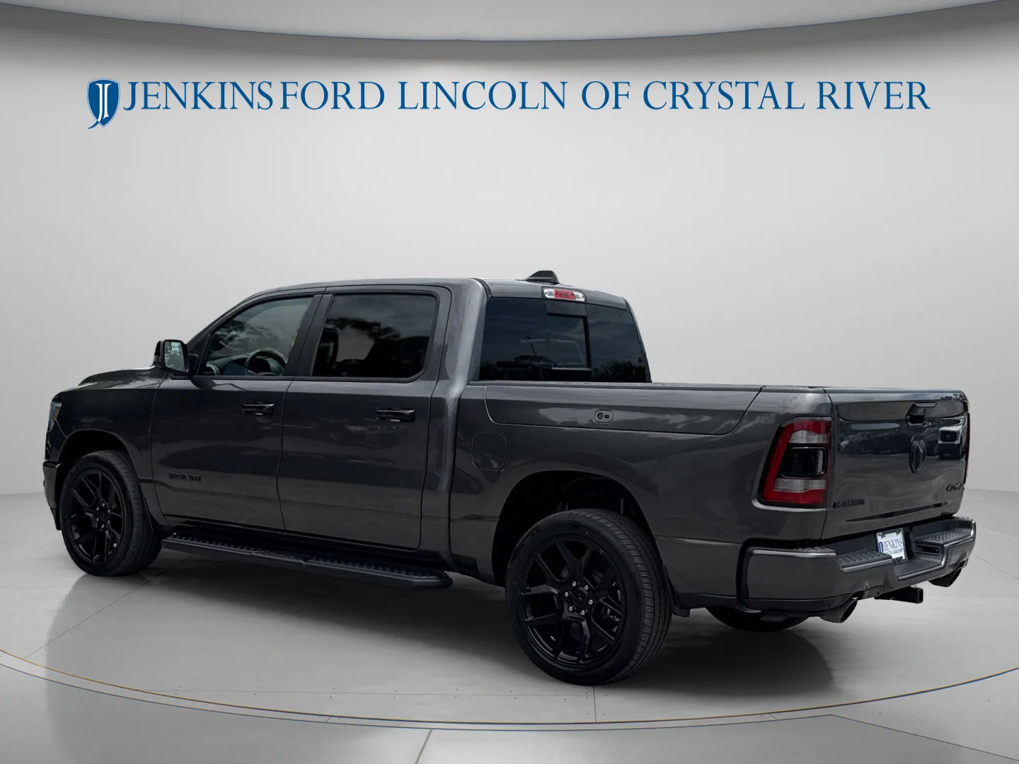 Used 2024 Granite Crystal Metallic Clearcoat Ram Laramie image 7