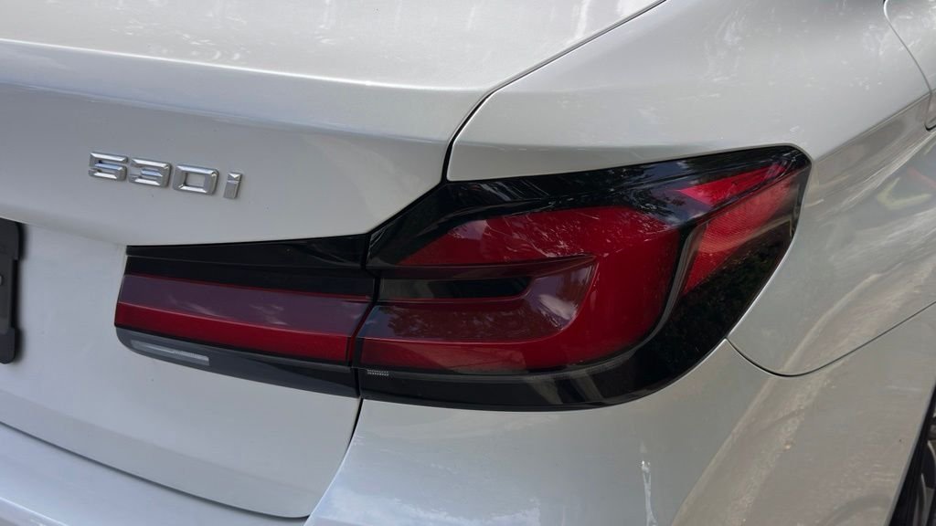 2022 BMW 5 Series 530i - Photo 8