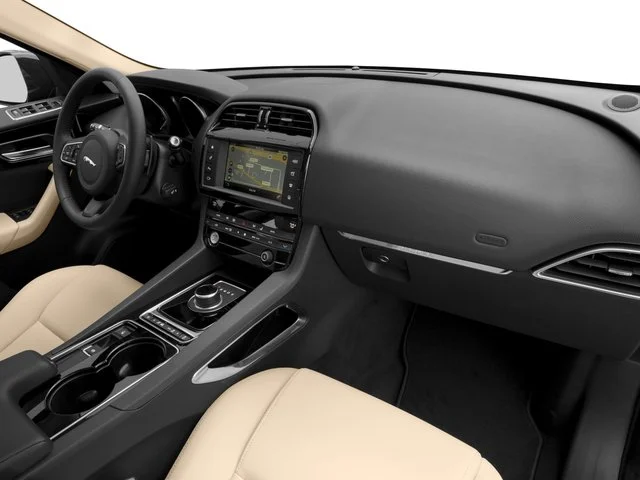 Used 2017 Bronze Jaguar 35t Prestige image 16