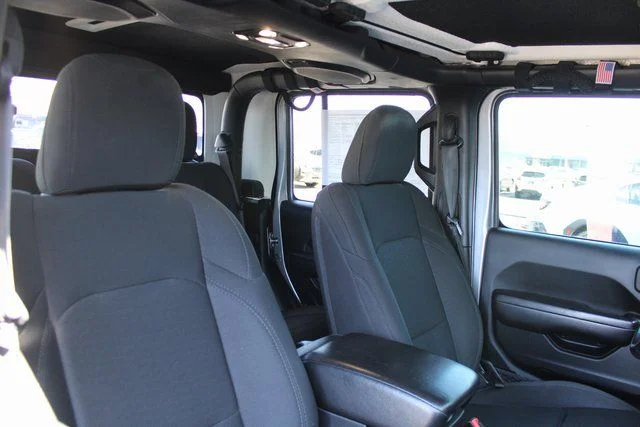 Used 2020 Silver Jeep Sport image 19
