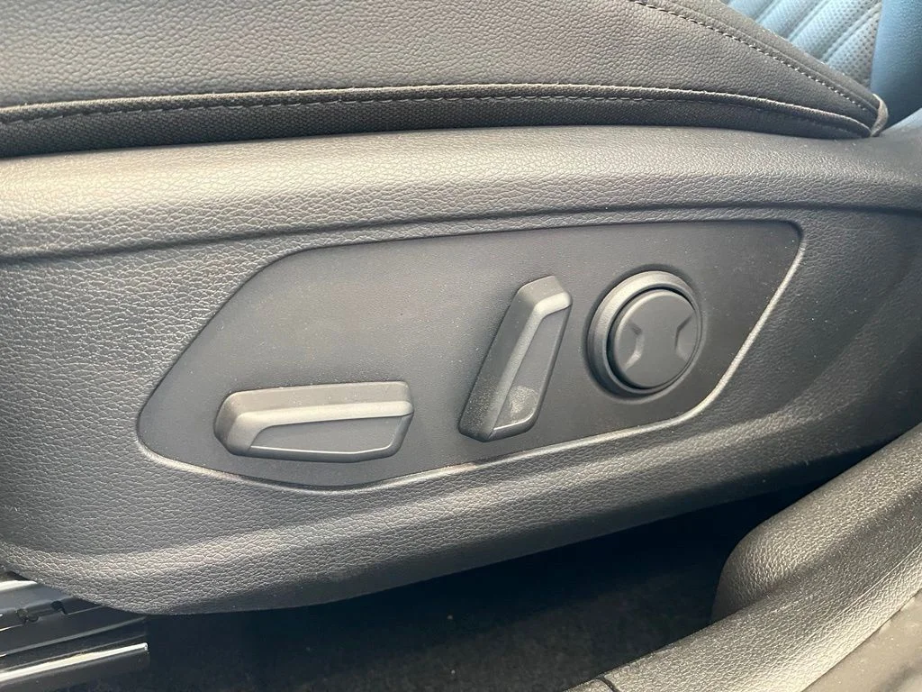 New 2026 Blue Kia X-Line image 25