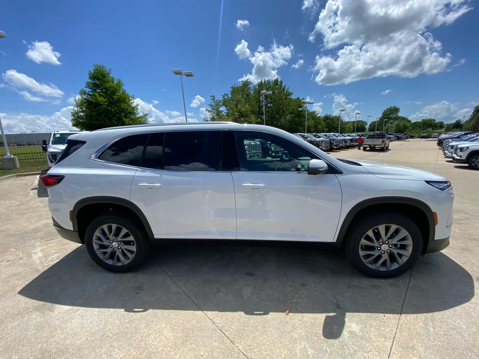 New 2026 Summit White Buick Preferred image 3