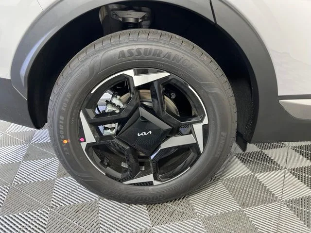 New 2026 Gray Kia EX image 43