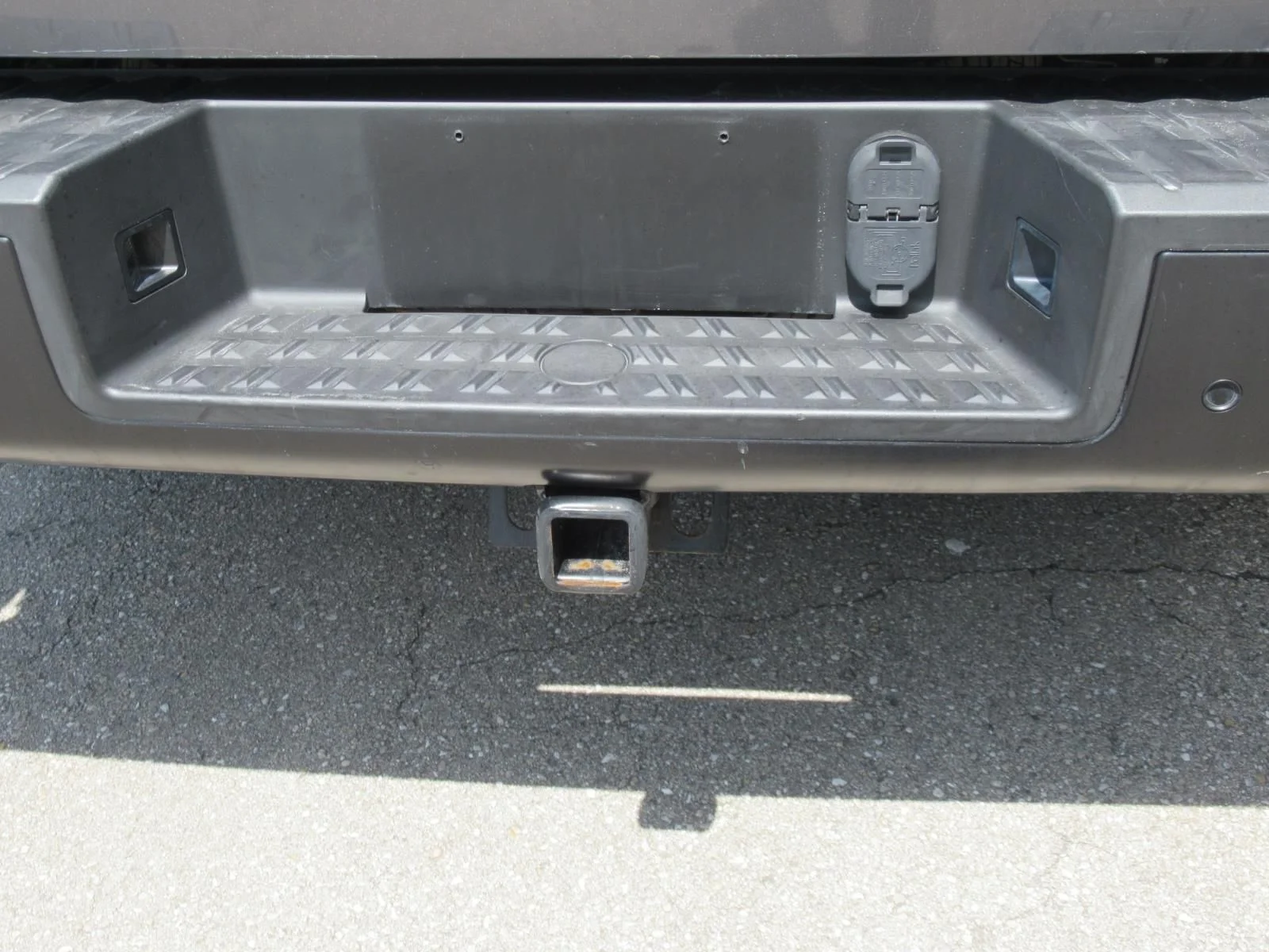 Used 2022 Gray Nissan PRO-4X image 10