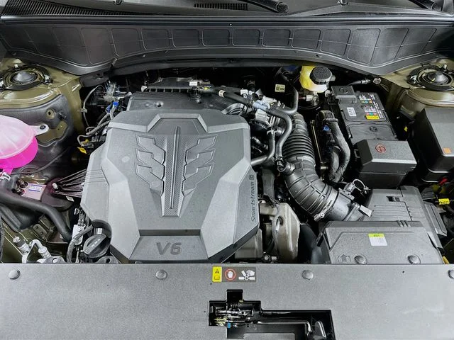 New 2026 Silver Hyundai Limited image 24