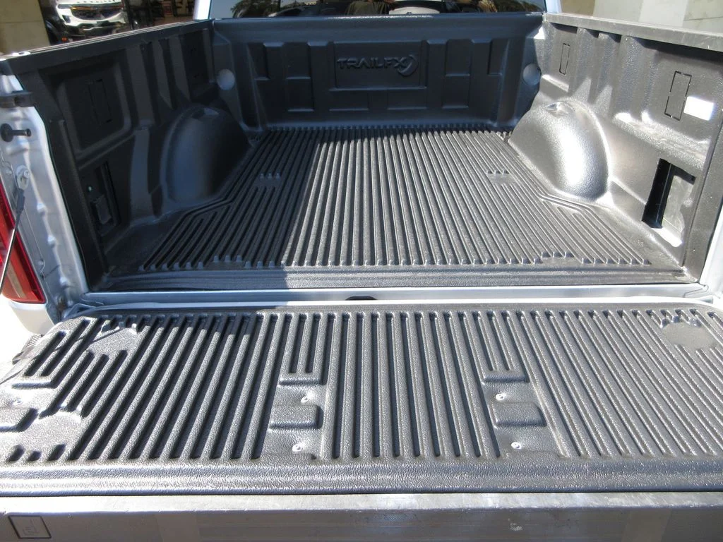 Certified Used 2024 Iconic Silver Metallic Ford XLT image 26