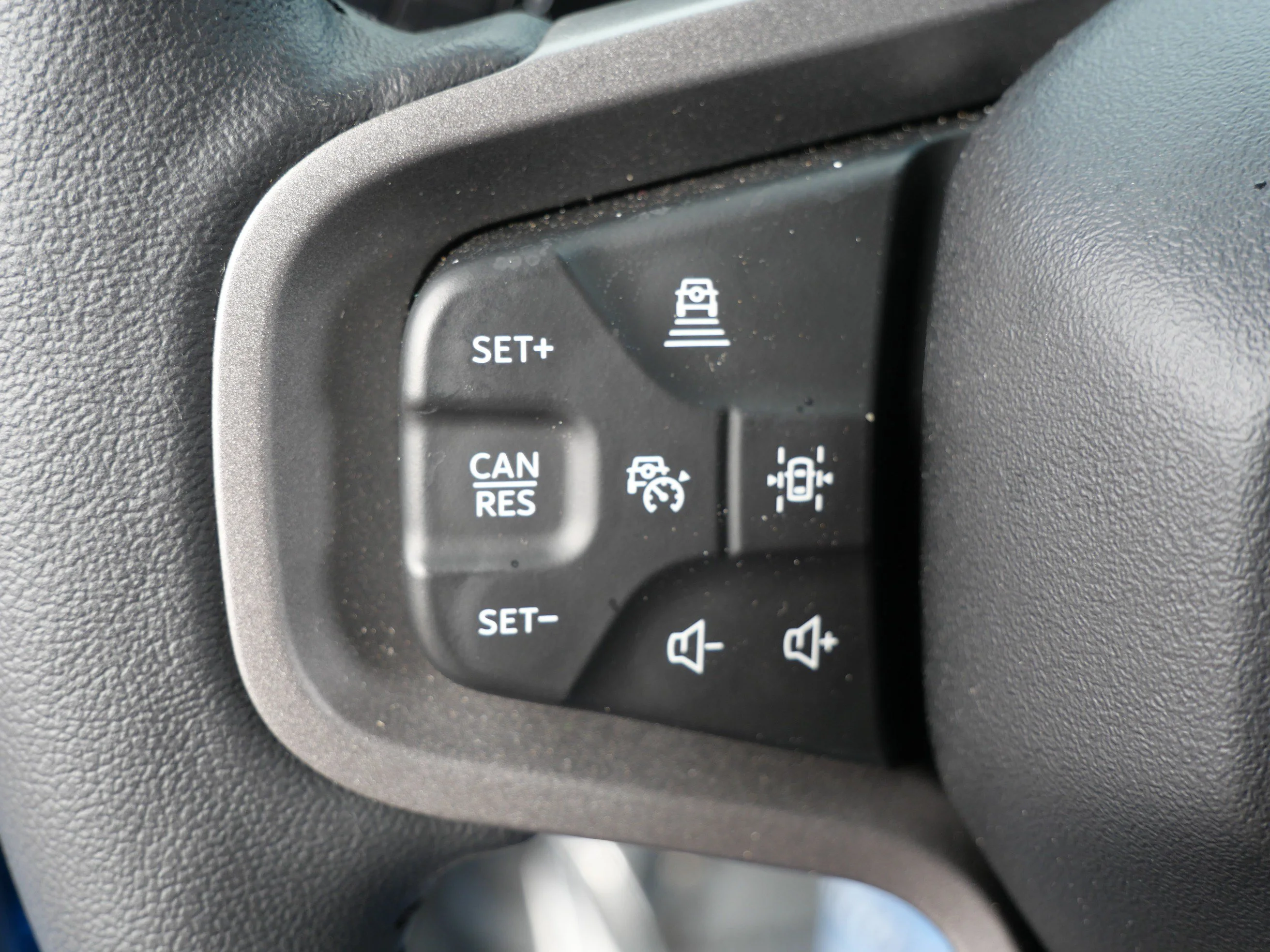New 2026 Velocity Blue Metallic Ford Badlands image 27