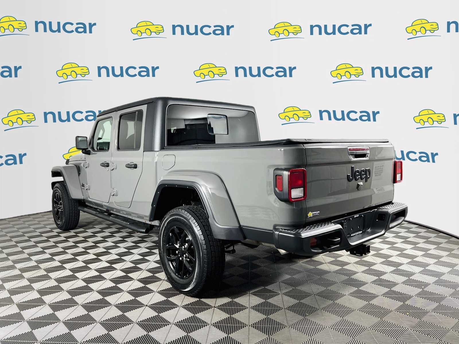 Used 2023 Sting-Gray Clearcoat Jeep Sport S image 5
