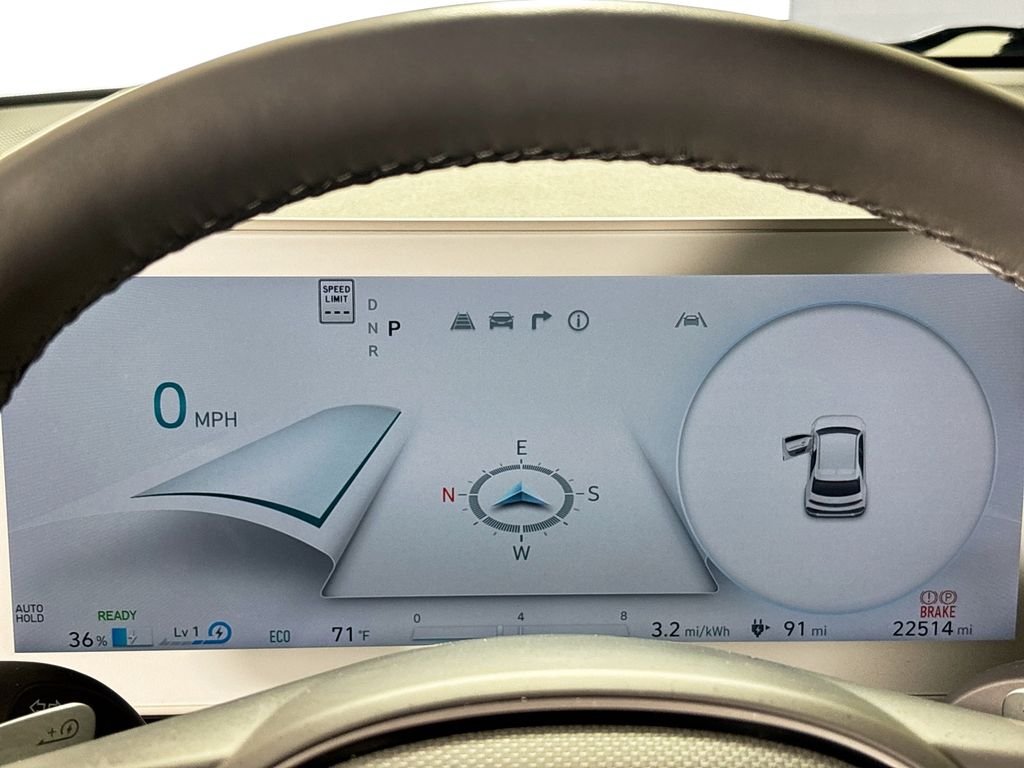 Used 2024 White Hyundai SEL image 14