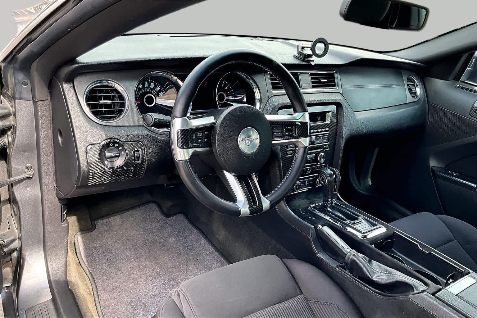 Used 2014 Sterling Gray Metallic Ford V6 image 18