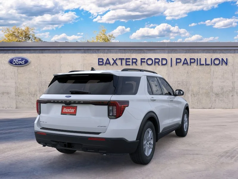 New 2026 Space White Ford Active image 46