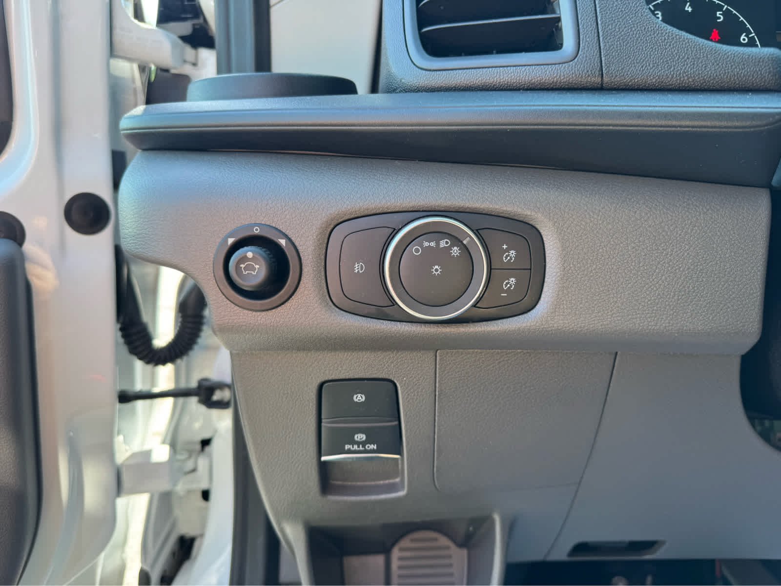Certified Used 2025 Oxford White Ford  image 16
