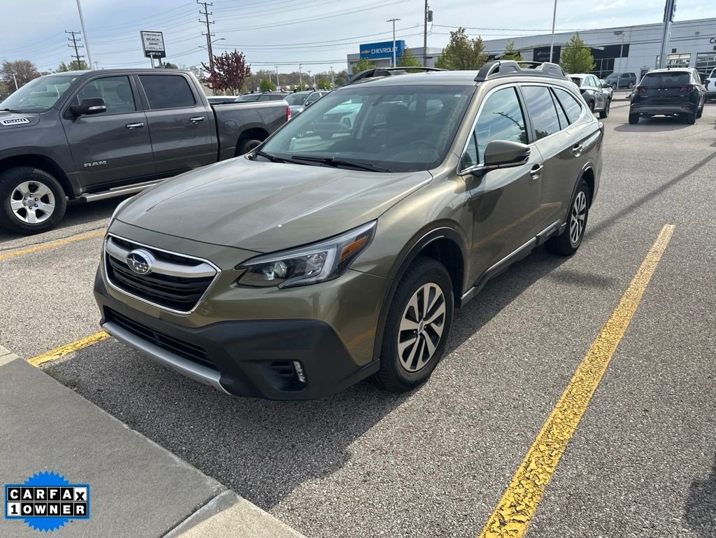 2022 Subaru Outback Premium's photo