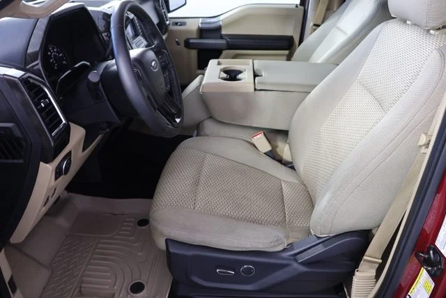 Used 2016 Red Ford XLT image 16