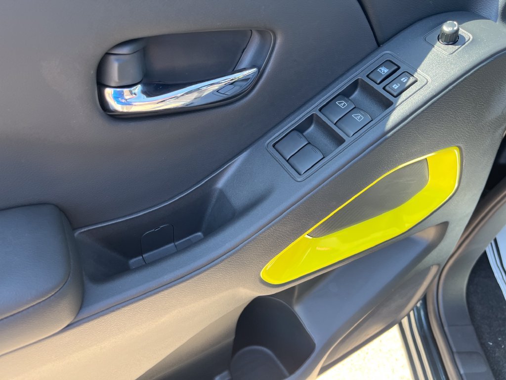 New 2027 Gray Nissan SV image 11