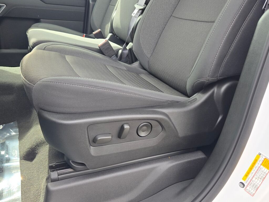 Used 2024 White Chevrolet RST image 23