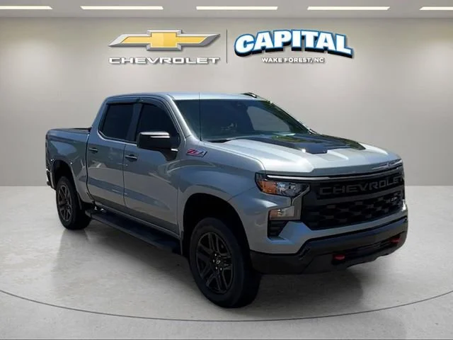 Used 2024 Sterling Gray Metallic Chevrolet Custom Trail Boss image 7