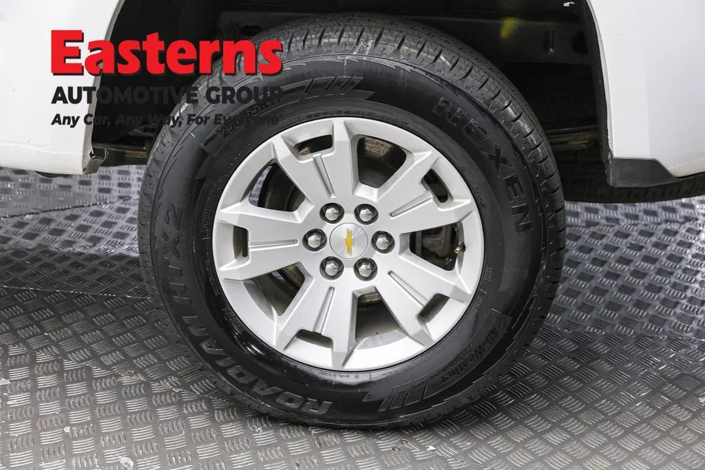 Used 2022 White Chevrolet LT image 8