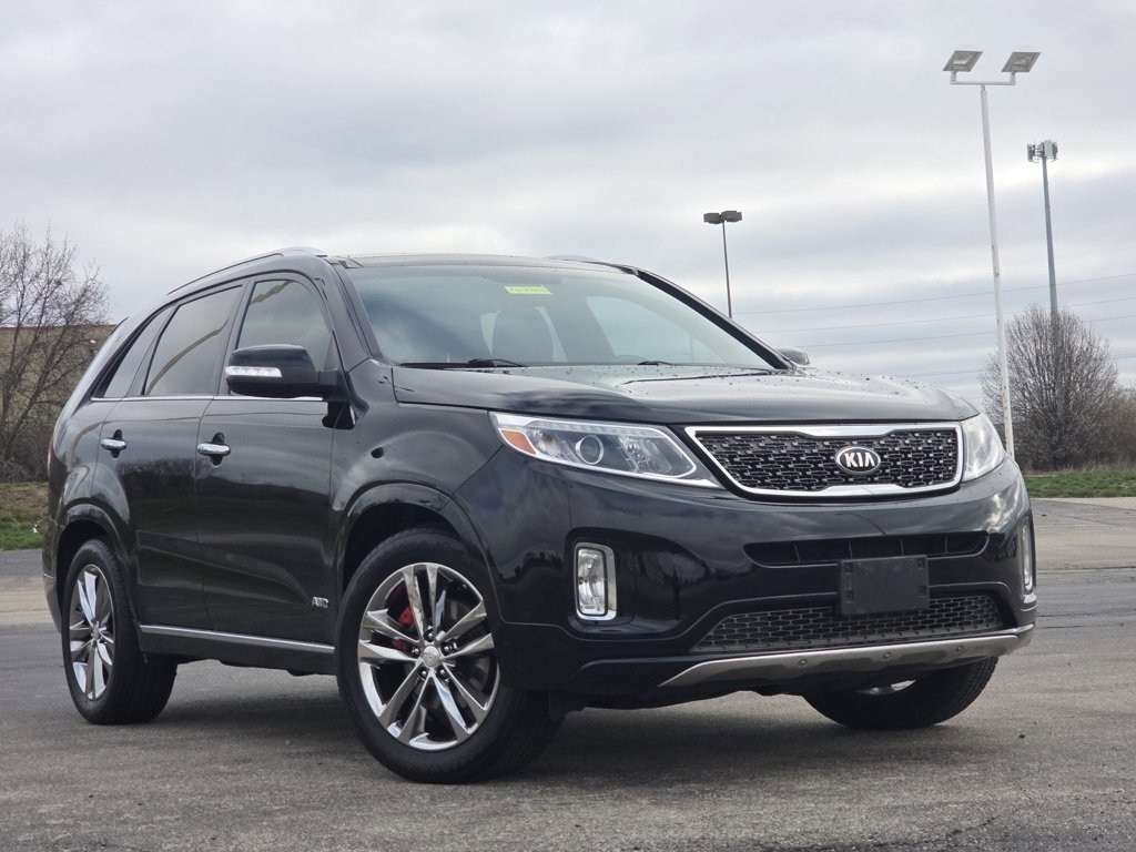Used 2015 Kia Sorento Limited with VIN 5XYKWDA74FG653833 for sale in Miamisburg, OH