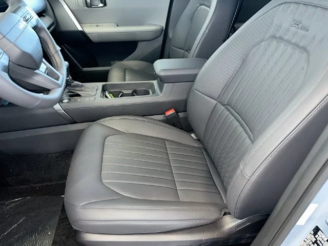 New 2027 Pale Gray Kia X-Line S image 22