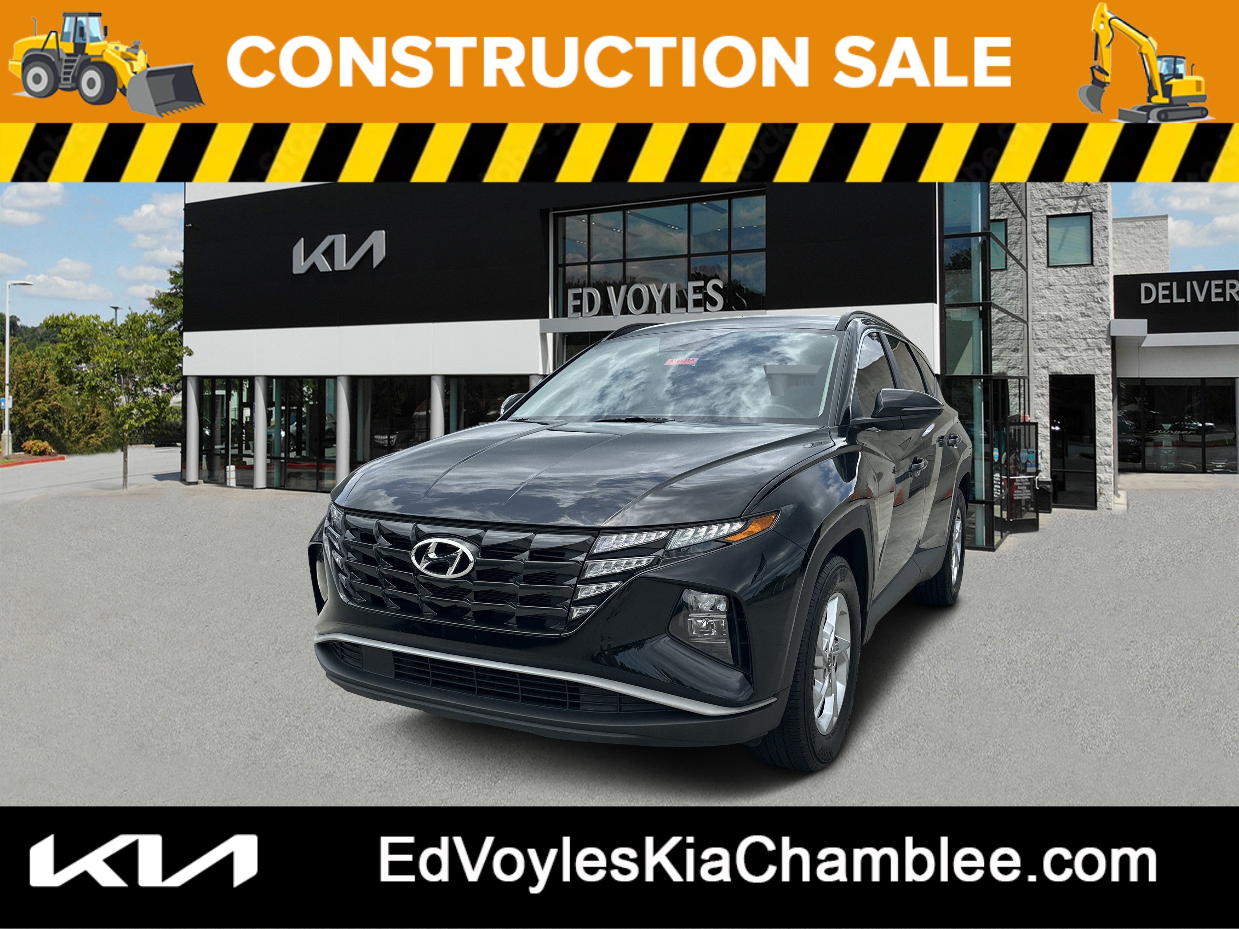 Used 2022 Phantom Black Hyundai SEL image 1