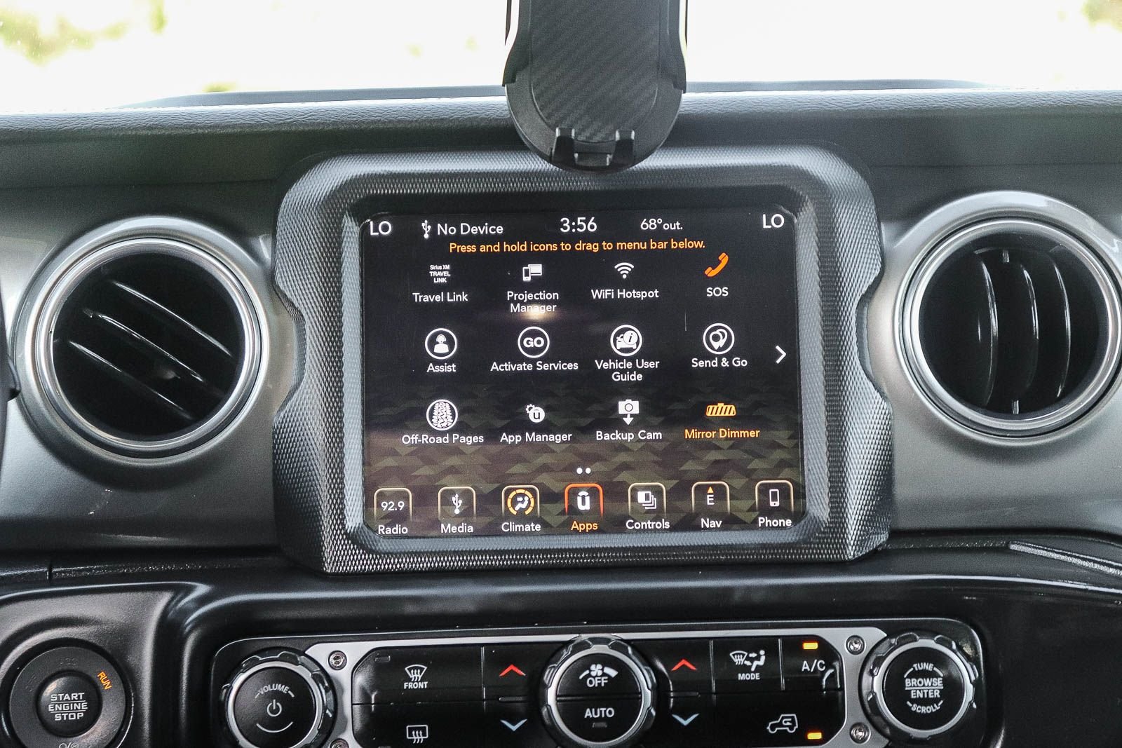 Used 2018 Bright White Clearcoat Jeep Unlimited Sahara image 17