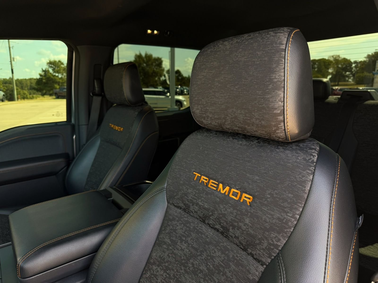 Used 2023 Iconic Silver Metallic Ford Tremor image 14