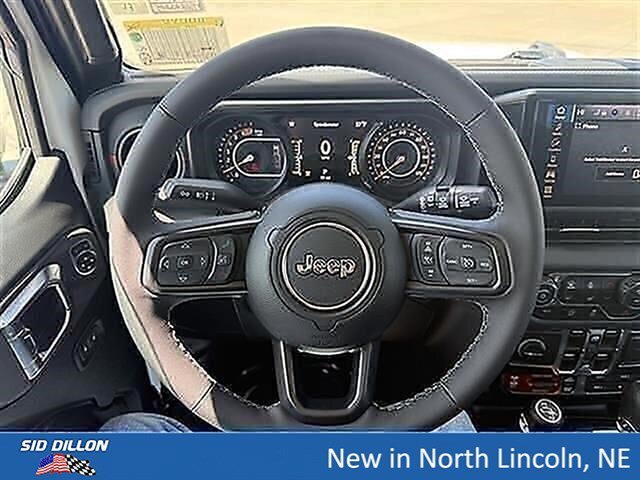 New 2026 Bright White Clearcoat Jeep Rubicon image 8