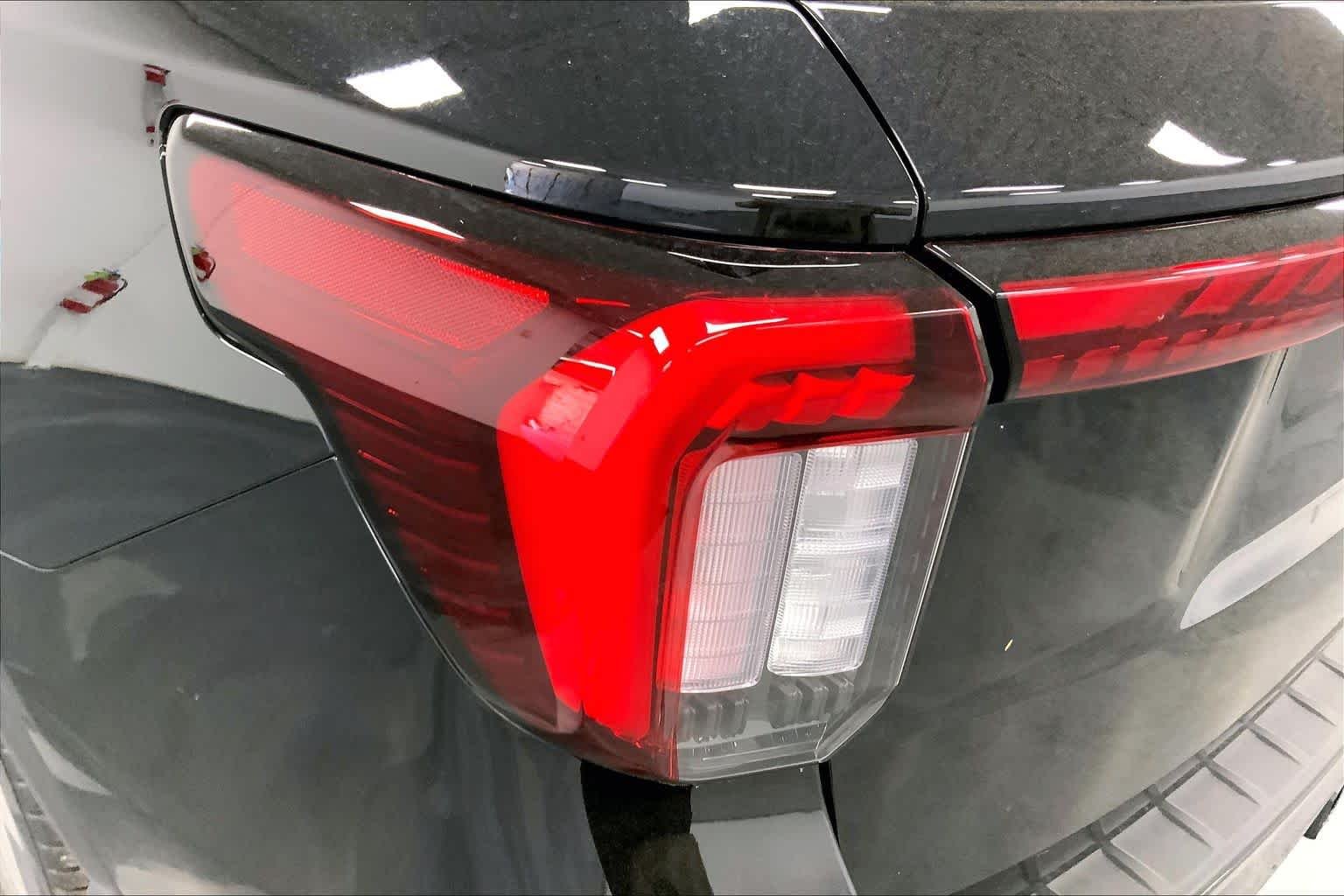 New 2026 Agate Black Metallic Ford ST-Line image 14