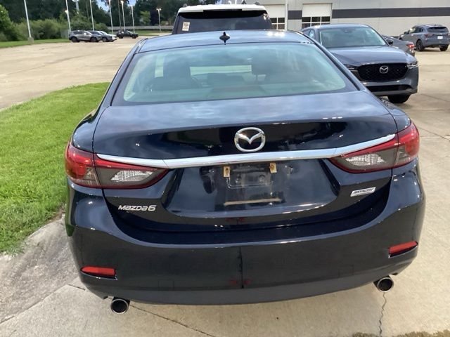Used 2017  Mazda Touring image 11